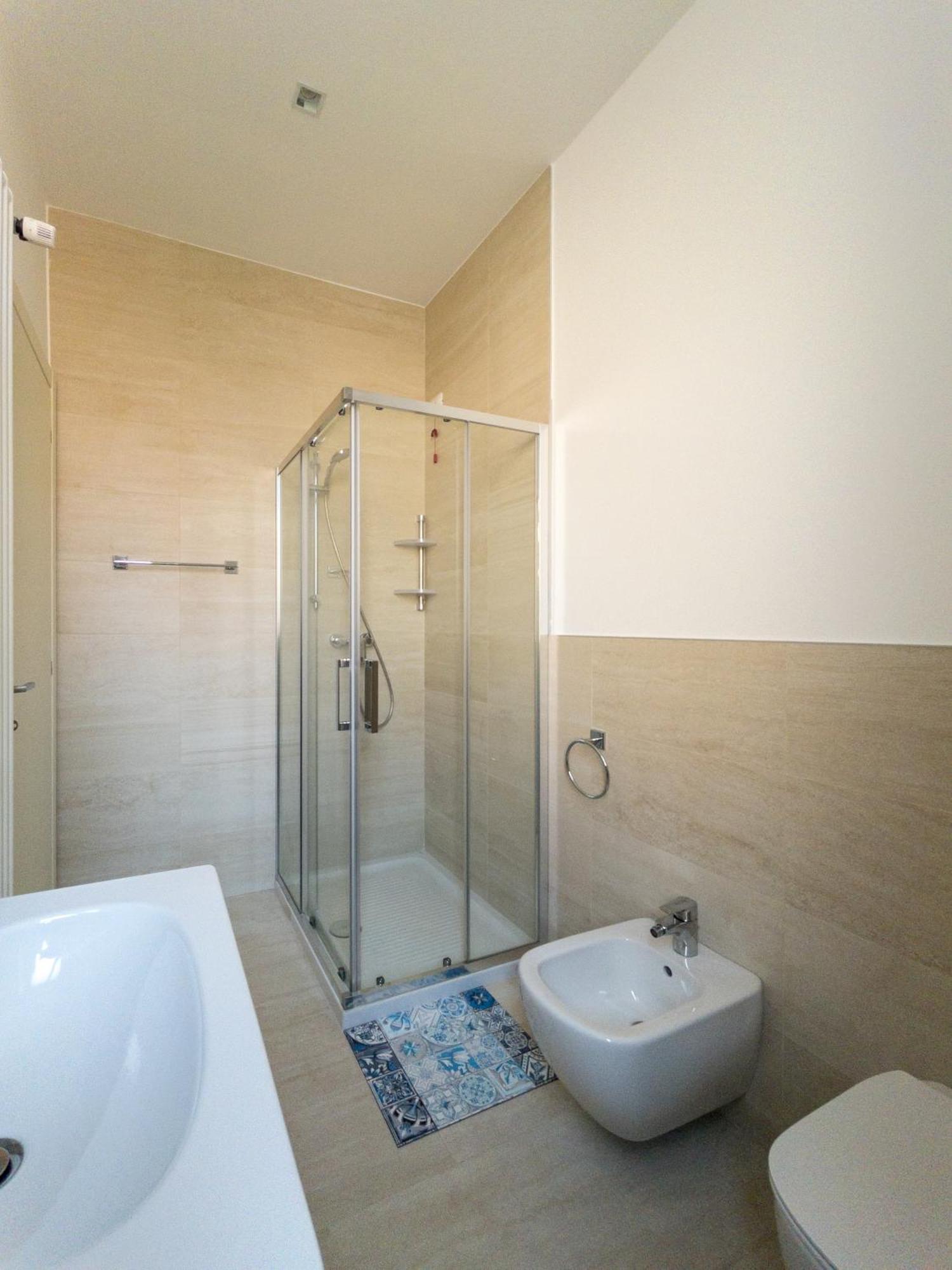 Rrrapido Holy Suites And Rooms - Via Sardegna Милан Экстерьер фото