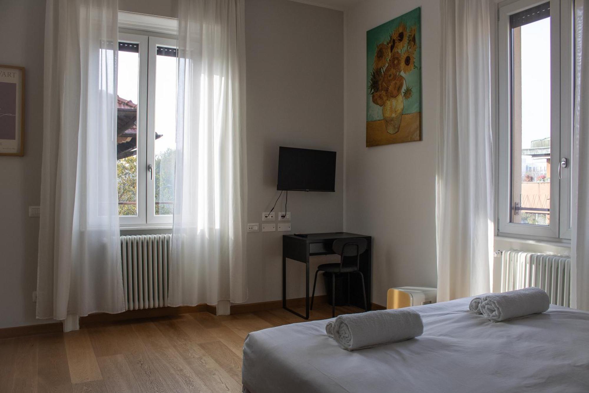 Rrrapido Holy Suites And Rooms - Via Sardegna Милан Экстерьер фото
