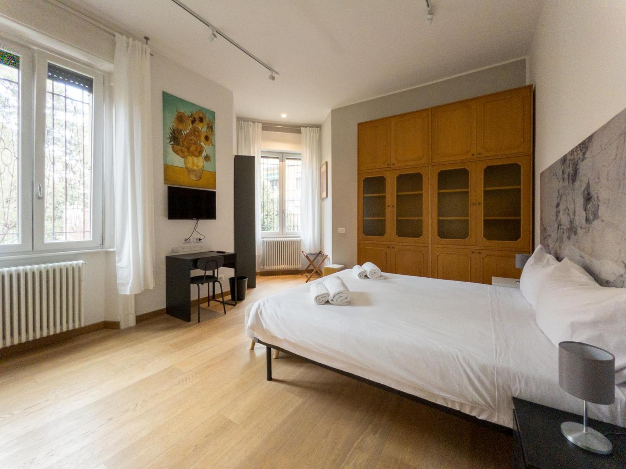 Rrrapido Holy Suites And Rooms - Via Sardegna Милан Экстерьер фото