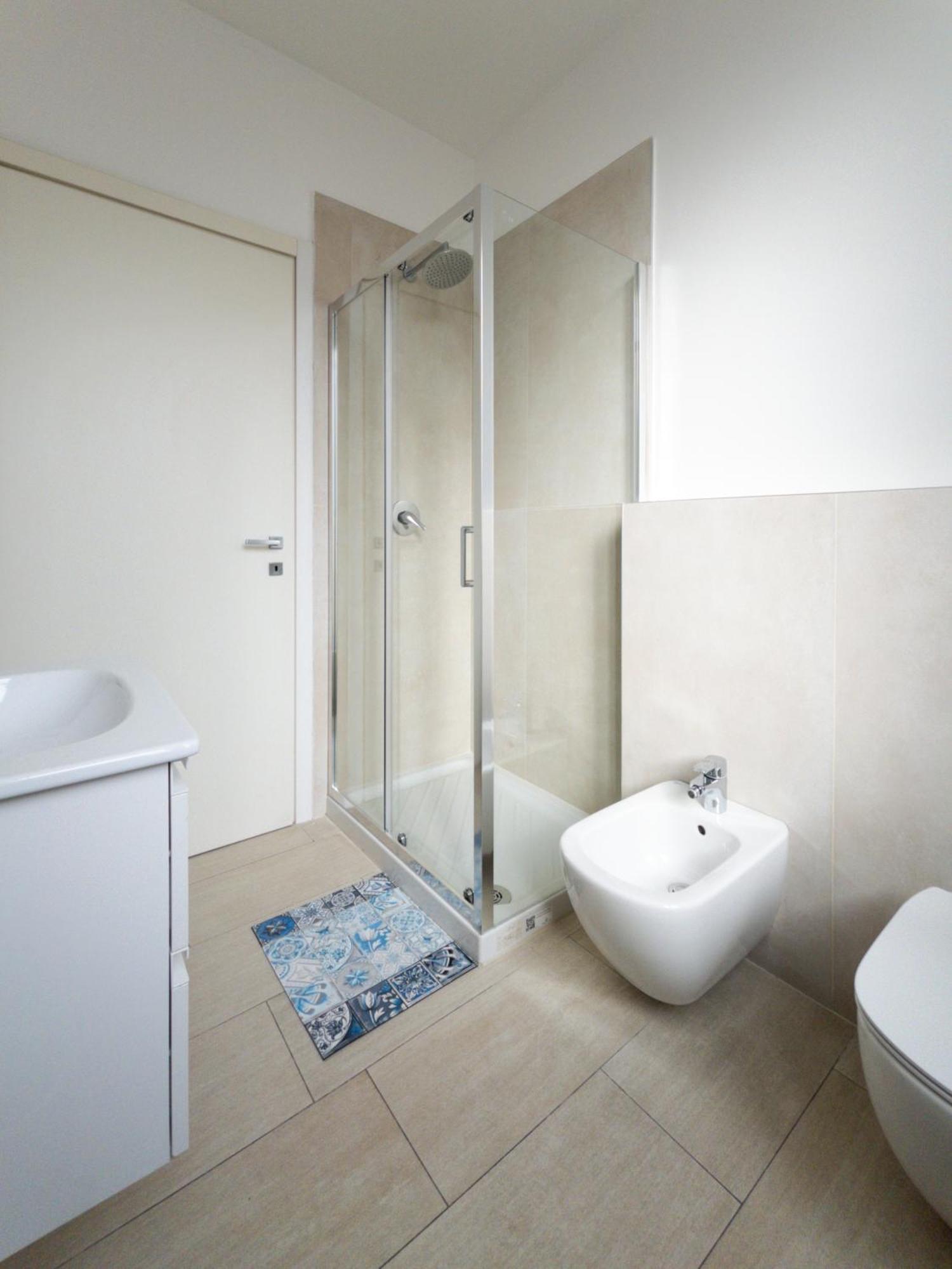 Rrrapido Holy Suites And Rooms - Via Sardegna Милан Экстерьер фото